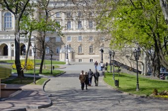 Апрельский день