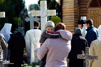 Сегодня Радоница - День поминовения усопших (фото)