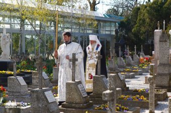 Сегодня Радоница - День поминовения усопших (фото)
