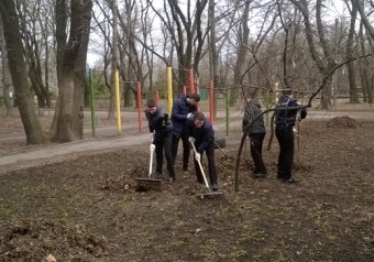 В парках Одессы продолжаются субботники. Что уже сделано?