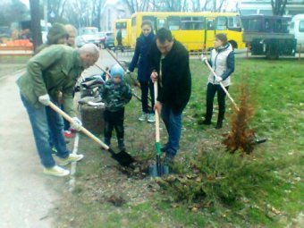 В парках Одессы продолжаются субботники. Что уже сделано?