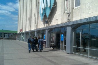 Взрывчатку в торговом центре "Остров" не нашли (фото)
