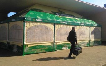 Одесские власти отчитываются о демонтаже незаконно установленных торговых ларьков (фото)