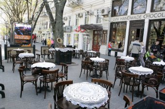 Дерибасовская просыпается от зимней спячки (фото)