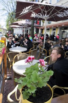 Дерибасовская просыпается от зимней спячки (фото)