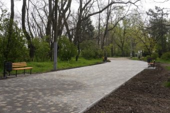 Завершается второй этап капремонта Аллеи Славы города-героя Одессы (фото)