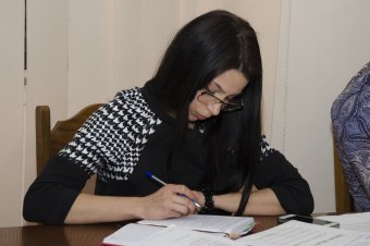 Олег Этнарович: "Городскую программу обеспечения жильем детей-сирот необходимо продолжать"