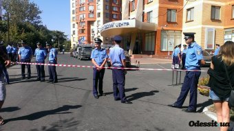 Судя по всему, завтра будет жарко у здания бизнес-центра "Шевченковский"