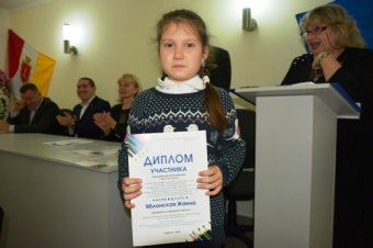 Юные одесситы приняли участие в конкурсе рисунков «Мир без войны» (фото)
