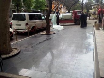 В Одессе продолжается демонтаж незаконно установленных временных сооружений (фото)