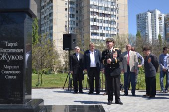 В Одессе возле памятного знака Маршалу Жукову появится одноименный сквер (фото)