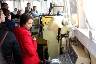 Морские пограничники пригласили одесских школьников на экскурсии на корабли и катера Морской охраны (фото)