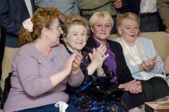 Ветераны спорта чествуют ветеранов войны (фото)