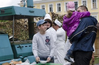Одесситы празднуют День Победы (фото)