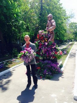 “Павшим и живым” - час поэзии в память о погибших в годы войны (фото)