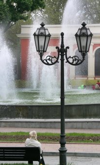 В выходной у фонтана