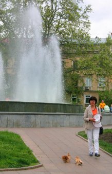 В выходной у фонтана