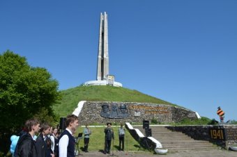 Одесские школьники представили патриотический флешмоб к 70-летию Победы (фото)