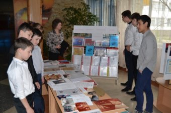 Одесские школьники представили патриотический флешмоб к 70-летию Победы (фото)