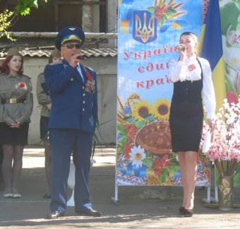 Одесские школьники представили патриотический флешмоб к 70-летию Победы (фото)