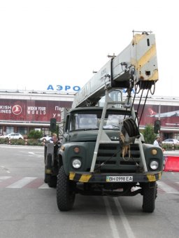 В Одессе демонтирован шлагбаум, преграждающий въезд к терминалу аэропорта (фото)