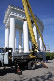 Знаменитая колоннада у Воронцовского дворца обновляется (фото)