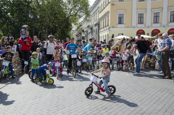 Юные велосипедисты вышли на "Веселые гонки" (фото)