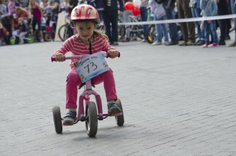 Юные велосипедисты вышли на "Веселые гонки" (фото)