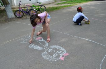 Маленькие жители Белгорода-Днестровского рисовали... счастье (фото)