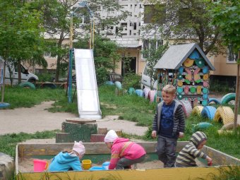 К лету дворы Суворовского района полностью преобразятся