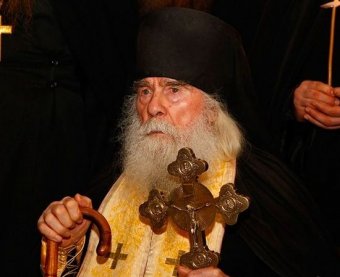 Сегодня Одесса простилась с архимандритом Никоном (фото)