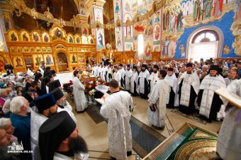 Сегодня Одесса простилась с архимандритом Никоном (фото)