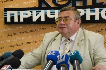 Анатолий Анисимов: Абитуриентов не учат письменно высказывать свое мнение