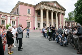 Две выставки в одном музее (фото)