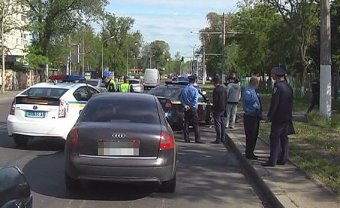 Сотрудники ГАИ остановили странный автомобиль... Террористы? (фото, видео)