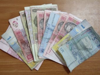 Если в школе требуют "добровольный взнос", звоните на "горячую линию" мэра