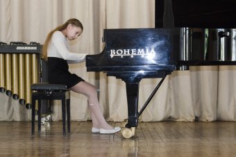 В школе Столярского проходит второй этап фестиваля "Одесса зажигает звезды"