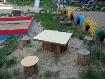 Жители Суворовского района вышли на субботник (фото)