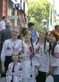 Марш вышиванок