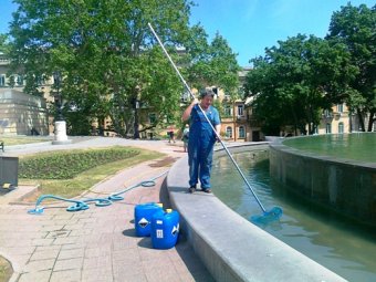 Одесские власти отчитались о подготовке фонтанов к летнему периоду (фото)