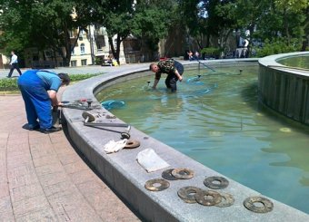 Одесские власти отчитались о подготовке фонтанов к летнему периоду (фото)