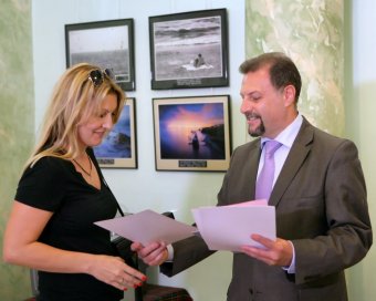 В Одессе открылась выставка, посвященная городам-побратимам Марселю, Одессе и Хайфе (фото)