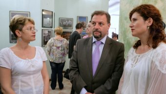 В Одессе открылась выставка, посвященная городам-побратимам Марселю, Одессе и Хайфе (фото)