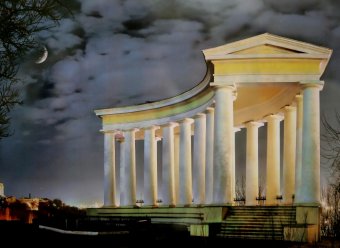 В Одессе открылась выставка, посвященная городам-побратимам Марселю, Одессе и Хайфе (фото)