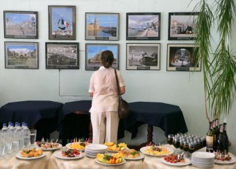 В Одессе открылась выставка, посвященная городам-побратимам Марселю, Одессе и Хайфе (фото)