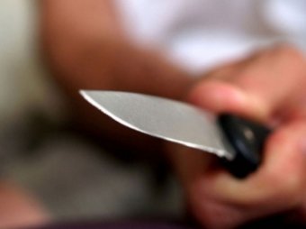 Мужчина, зарезавший 19-летнего парня из-за сигарет, находится под следствием