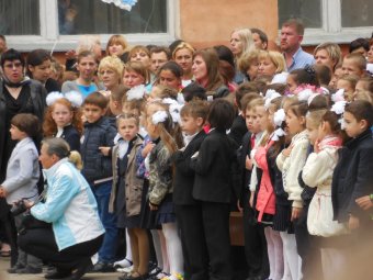 В школах Суворовского района прозвенел последний звонок