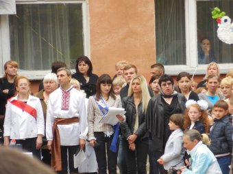В школах Суворовского района прозвенел последний звонок