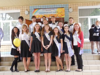 В школах Суворовского района прозвенел последний звонок