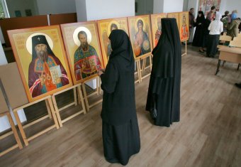 Сегодня в Свято-Архангело-Михайловском женском монастыре состоялся первый выпуск иконописцев (фото)